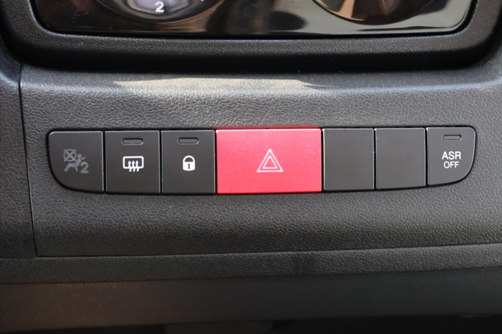 Weinsberg CaraCompact 2,3 Pepper CZ Navi 1.Majitel