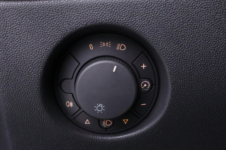 Opel Corsa 1,2 16V ecoFLEX Klima 1.Maj.