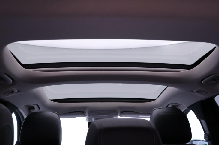 Mercedes-Benz Třídy E 3,0 350d 190kW LED Virtuál