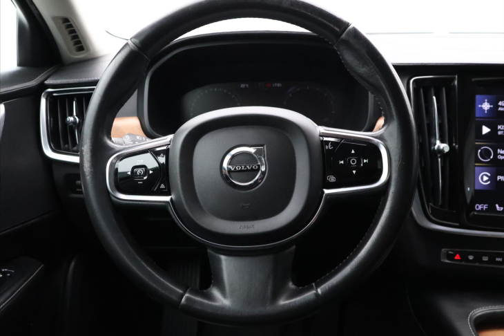 Volvo S90 2.0 D4 140kW CZ Inscription