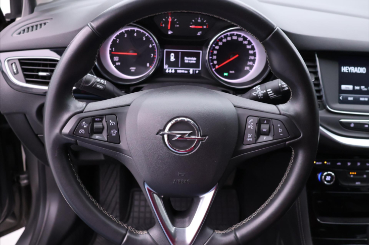 Opel Astra 1,4 T 110kW Aut. Innovation CZ