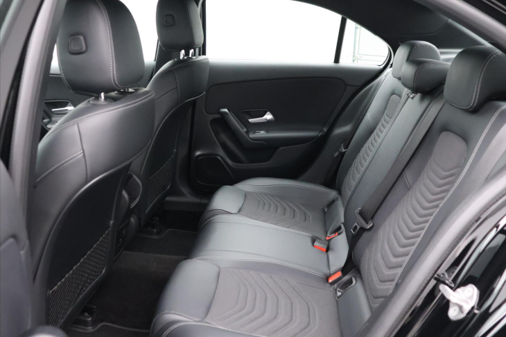 Mercedes-Benz Třídy A 2,0 D 85kW A180 CZ Virtual