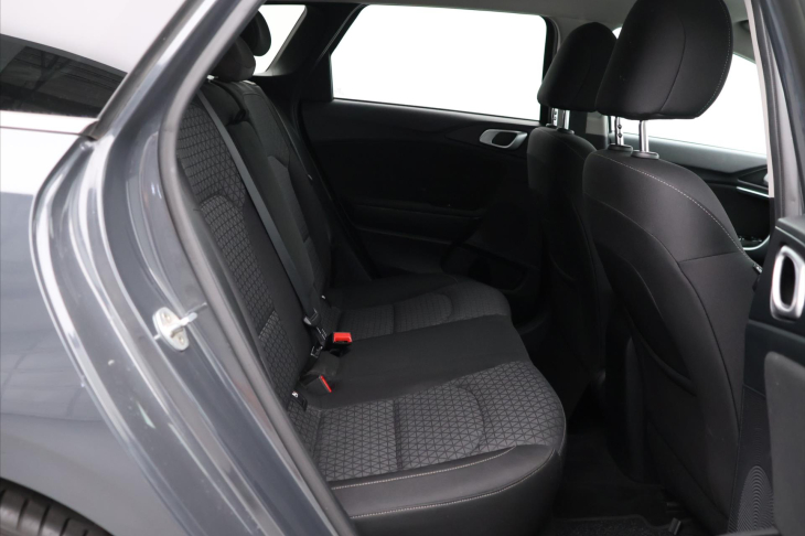 Kia Ceed 1,4 T-GDI Fresh CZ