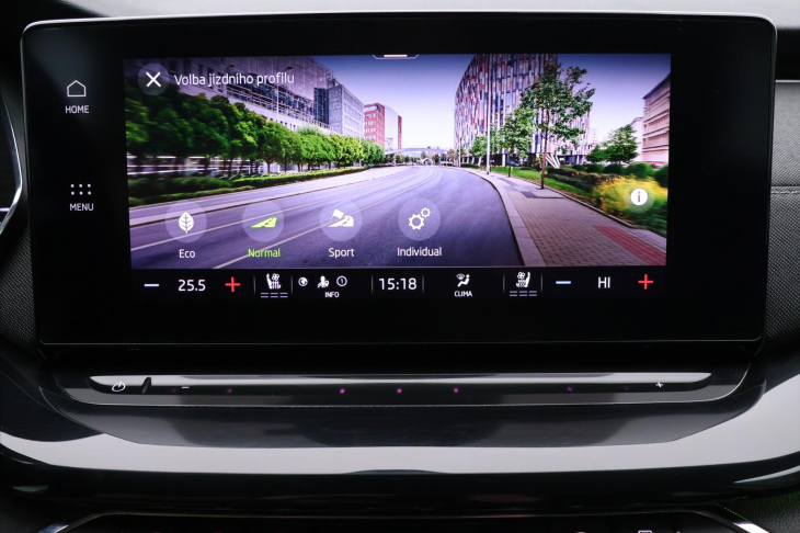 Škoda Octavia 2,0 TDI DSG Style Kůže Matrix