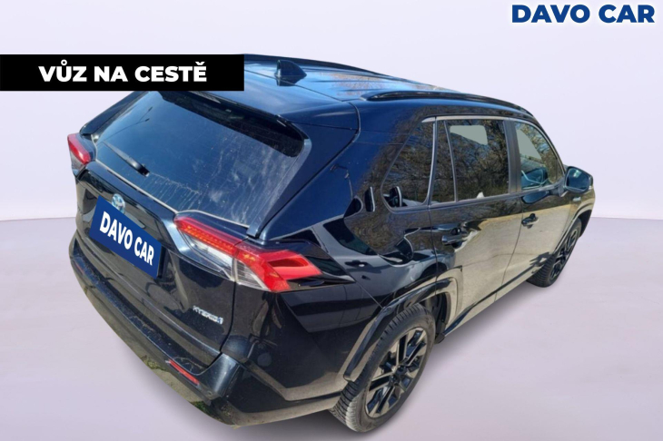 Toyota RAV4 2,5 HB Black Edition 4WD CZ DPH