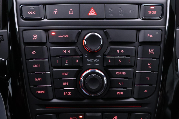 Opel Astra 2,0 T OPC 206kW Aut.klima