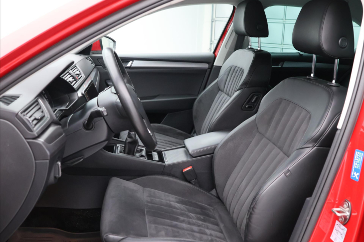 Škoda Superb 2,0 TDI 140kW CZ Style Kůže