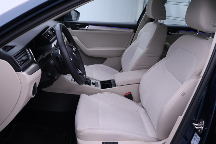 Škoda Superb 2,0 TDI 147kW 4x4 DSG Style CZ