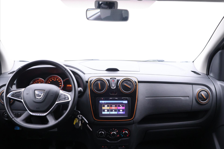 Dacia Lodgy 1,6 SCe 75kW CZ Stepway 7-Míst