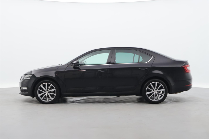 Škoda Octavia 2,0 TSI 140kW DSG Style CZ