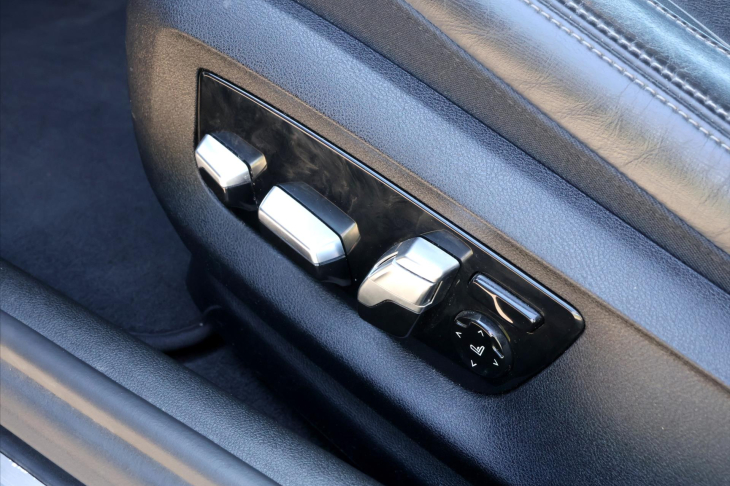 BMW Řada 5 3,0 530d 195kW xDrive CZ