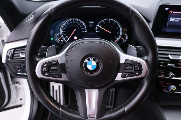 BMW Řada 5 3,0 540i xDrive Schnitzer DPH CZ