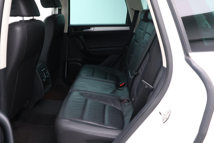 Volkswagen Touareg 3,0 TDI V6 193kW Tiptronic 4M CZ