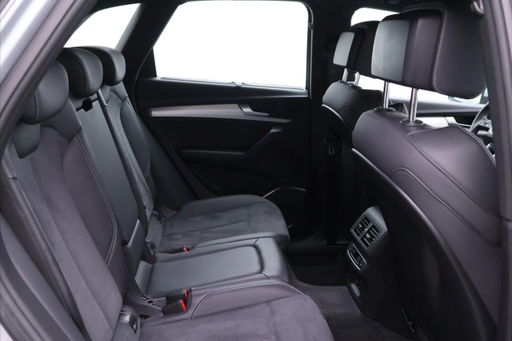 Audi Q5 3,0 50TDI 210kW S-line quattro