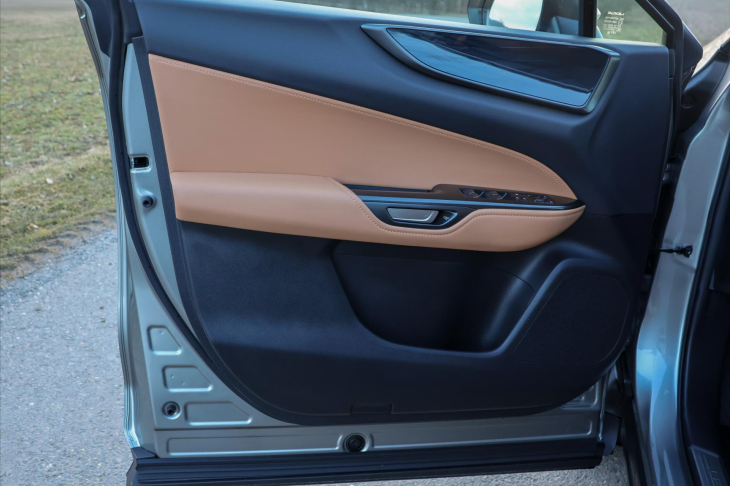 Lexus NX 450h plus 2,5 4×4 E-FOUR Executive