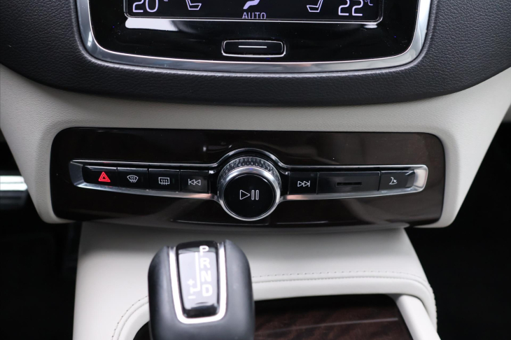 Volvo XC90 2,0 D5 177kW AWD CZ Inscription