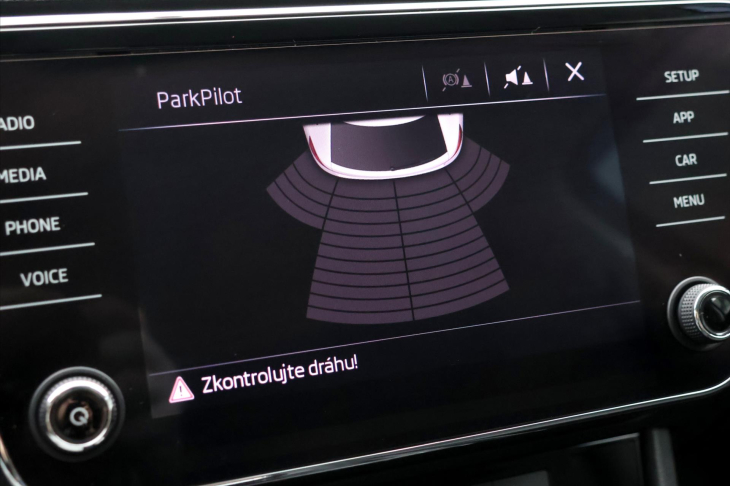 Škoda Superb 2,0 TDI 110KW klima