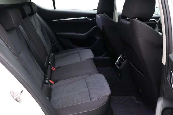 Škoda Octavia 1,5 TSI 110kW Style Aut.klima