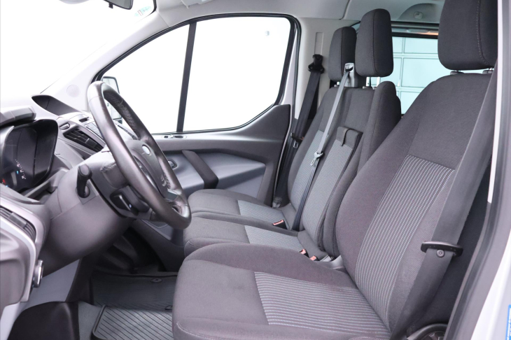 Ford Transit Custom 2,0 TDCi 96kW Navi 9-Míst L2