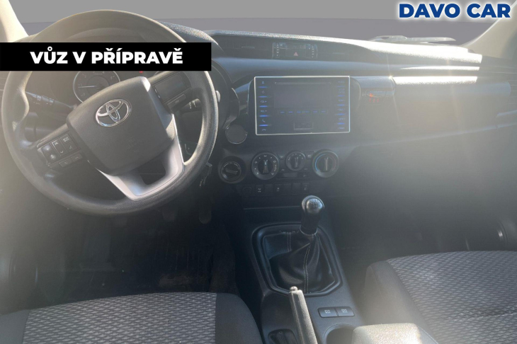 Toyota Hilux 2,4 D-4D 110kW 4X4 DPH Tažné