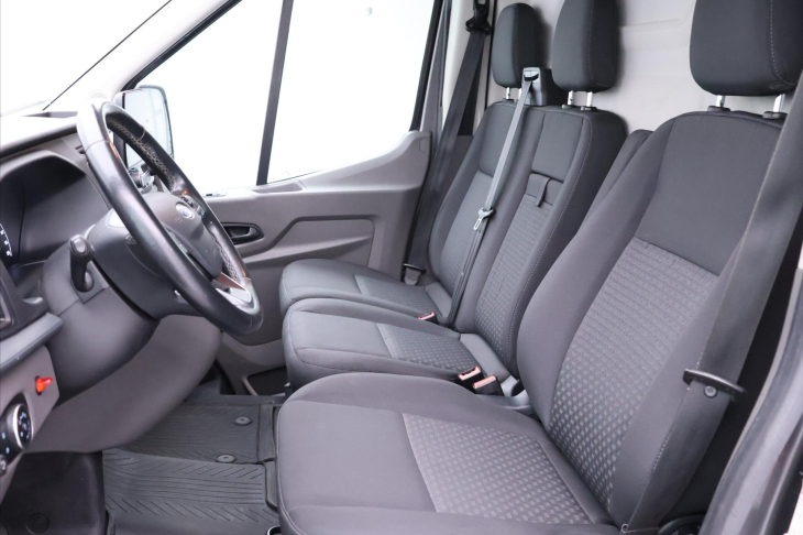 Ford Transit 2,0 TDCi 93kW Aut. L3H2 DPH