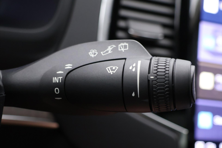 Volvo XC90 2,0 B5 AWD Ultimate Dark 7-Míst