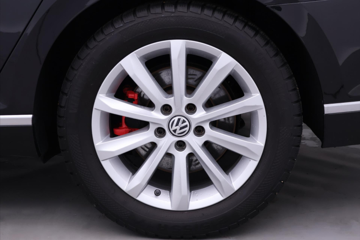 Volkswagen Passat 2,0 TDI 176kW DSG 4M Highline