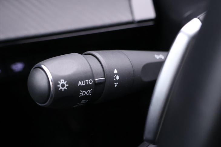 Peugeot 508 1,5 HDI 96kW Aut. Allure DPH