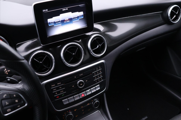 Mercedes-Benz CLA 1,5 180d 80kW DPH STK 6/27