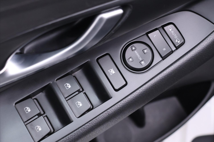 Hyundai i30 1,6 CRDi 85kW Aut. CZ 1Maj DPH