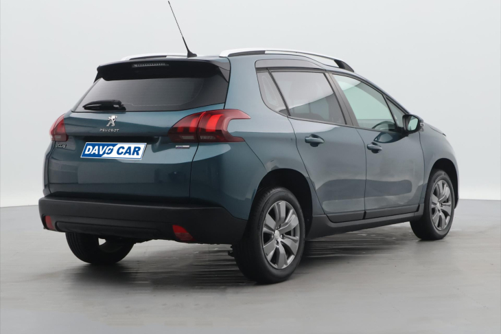 Peugeot 2008 1,2 81 kW klimatizace CZ
