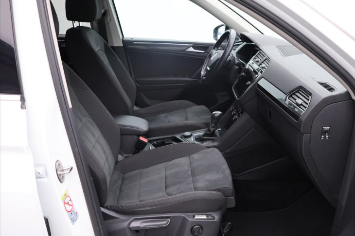 Volkswagen Tiguan Allspace 2,0 TSI 162kW DSG 4M LED 1.Maj