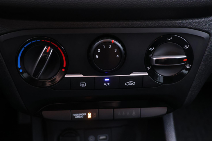 Hyundai i20 1,3 i 55kW Klimatizace CZ DPH