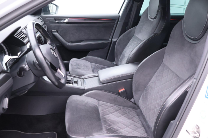 Škoda Superb 2,0 TSI 200kW DSG Sportline