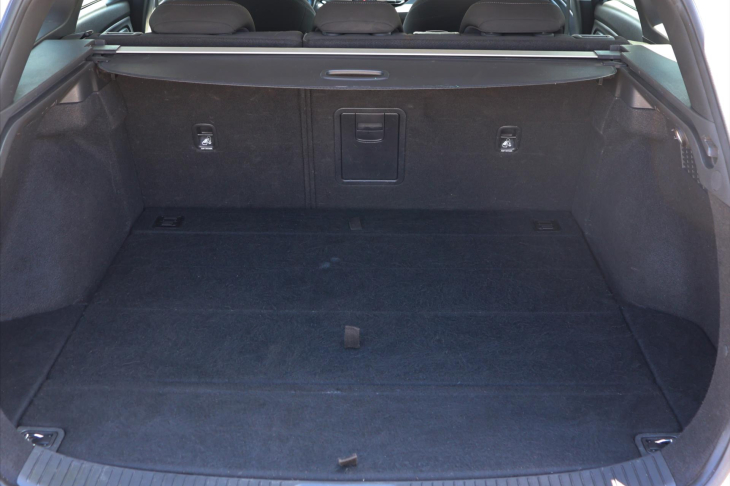 Hyundai i30 1,5 T-GDI 117kW Family Smart
