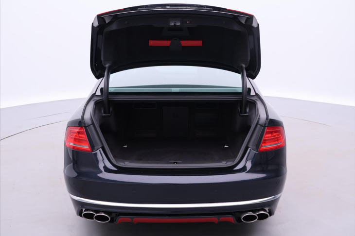 Audi A8 4,2 FSI 273kW Quattro Tiptronic