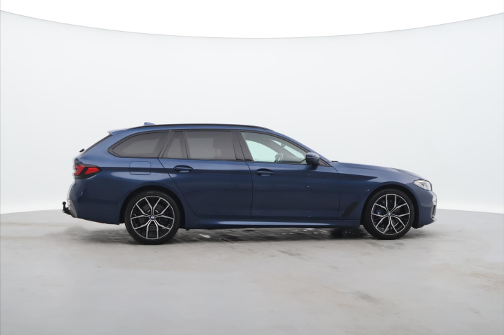 BMW Řada 5 3,0 530d xD CZ M-Sport HUD DPH