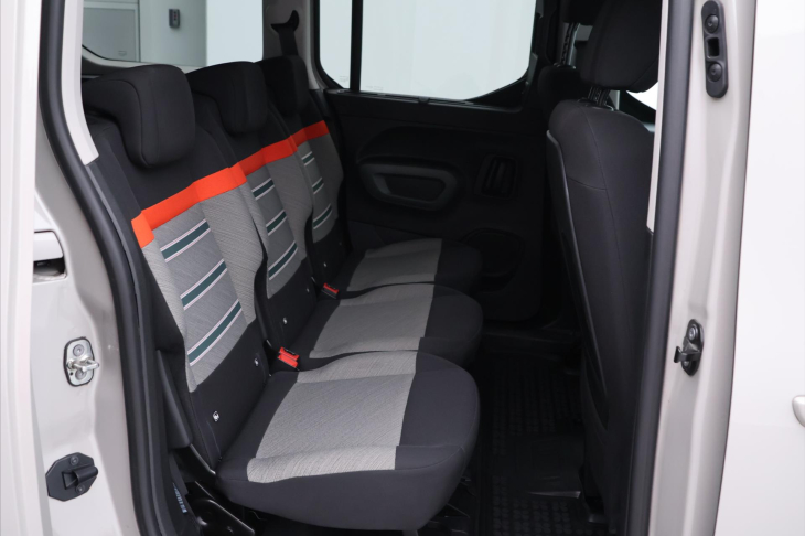 Citroën Berlingo 1,5 BlueHDI 96kW Shine XL CZ