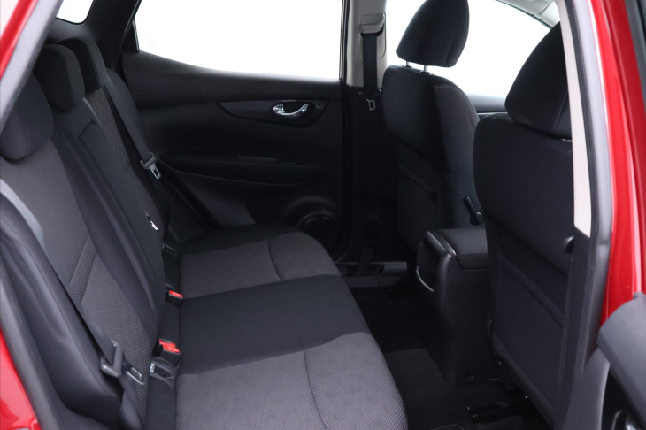 Nissan Qashqai 1,2 DIG-T 85kW Xtronic Acenta