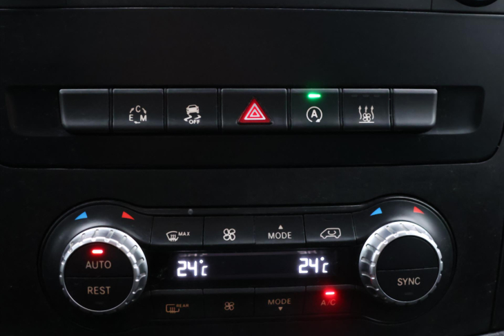 Mercedes-Benz Vito 2,1 119CDI 140kW Aut. 6-Míst