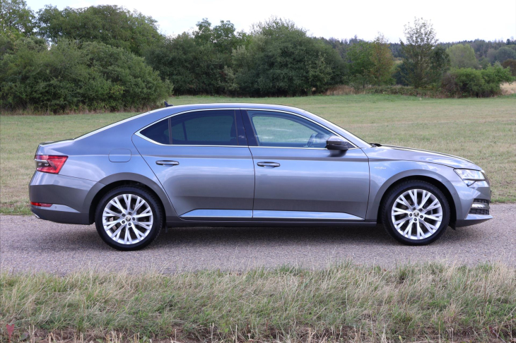 Škoda Superb 2,0 TDI 110kW L&K DSG DPH CZ