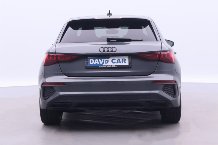 Audi A3 1,5 TSI 110kW S-LINE LED CZ