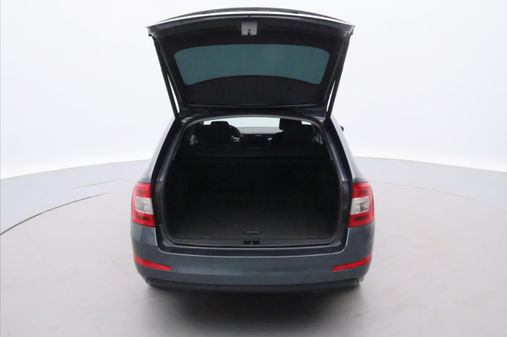 Škoda Octavia 1,6 TDI 81 kW JOY Aut.klima