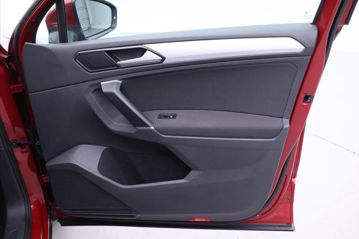 Volkswagen Tiguan 2,0 TDI 110kW Navi Tažné 1.Maj