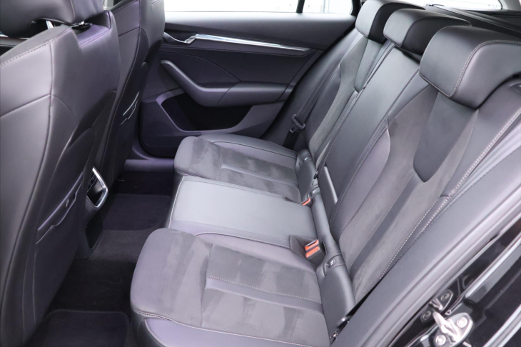 Škoda Octavia 2,0 TDI Scout 4x4 DSG DPH