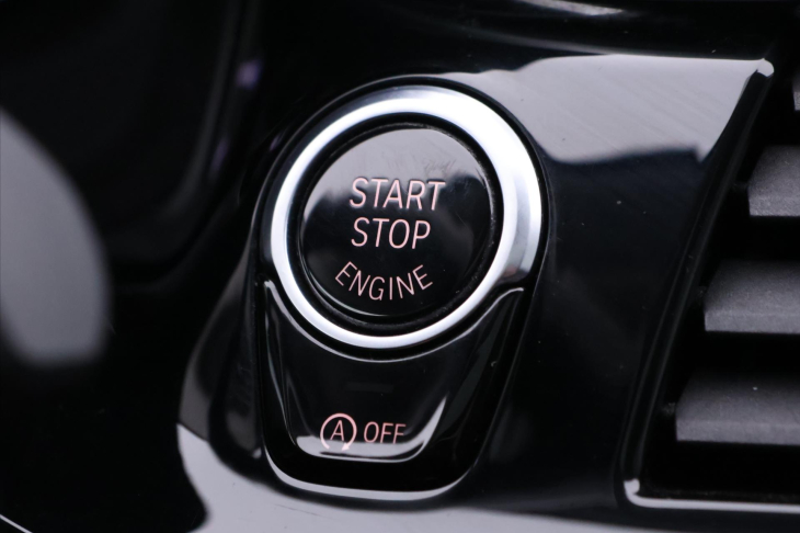 BMW Řada 5 3,0 530d Xdrive 195kW Aut.