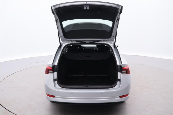 Škoda Octavia 2,0 TDI 85kW Ambition CZ DPH