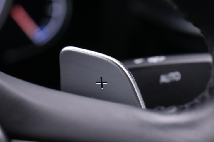 BMW Řada 5 2,0 520d xDrive 140kW