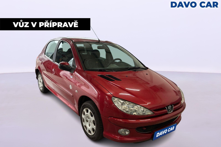 Peugeot 206 1,4 i 55kW CZ Klima Tažné 2Maj