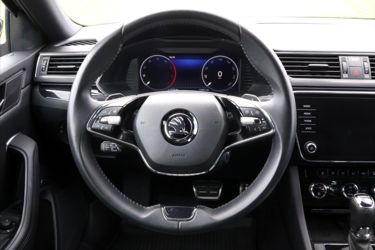 Škoda Superb 2,0 TDI DSG L&K DPH CZ